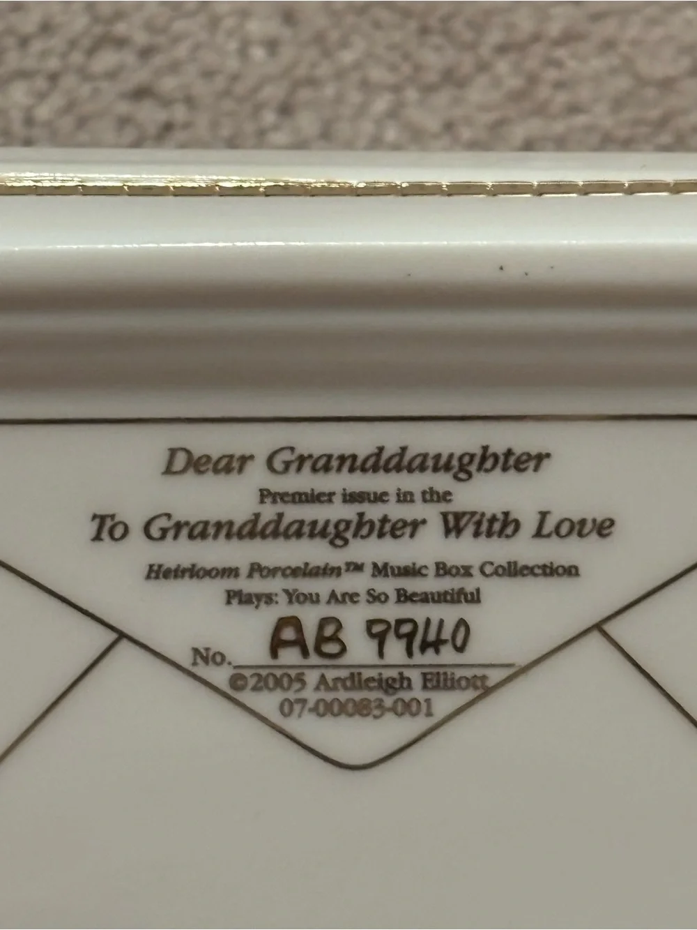 Dear Granddaughter Decorative Heirloom Porcelain Keepsake Music Box - Floral